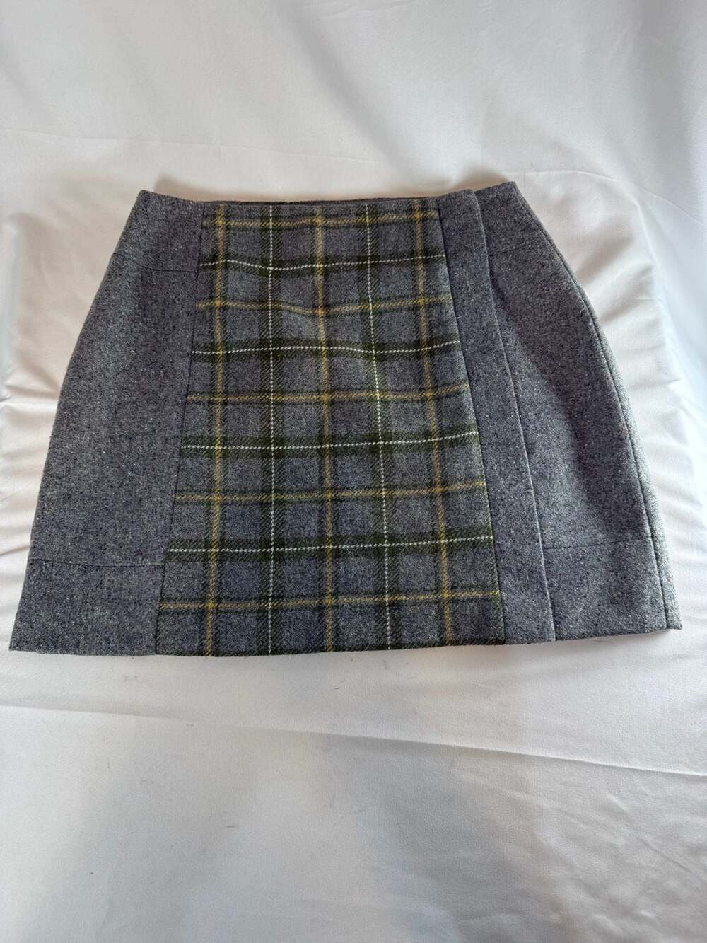 Preppy Dark Academia Banana Republic Gray Plaid Wool Blend Mini Skirt Size 6